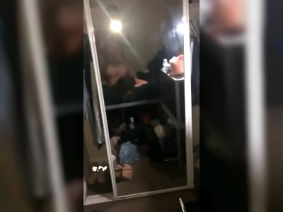 Éjaculer sur son petit trou